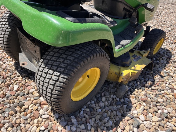 2017 John Deere X380 - Photo12