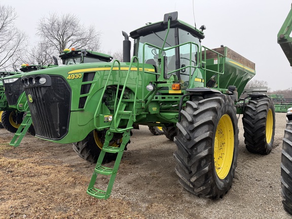 John Deere 4930