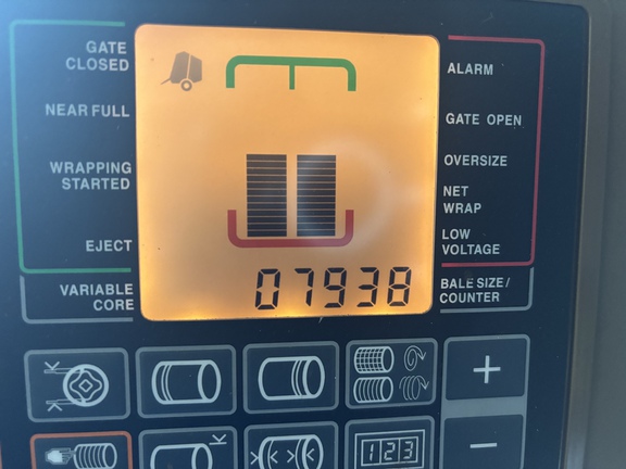 Used 2019 John Deere 560M Round Balers at Horizon Ag & Turf in St. Paul, AB - Photo17