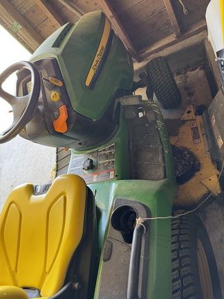 2017 John Deere X590 - Photo6
