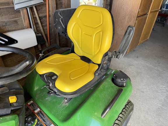 2017 John Deere X590 - Photo5