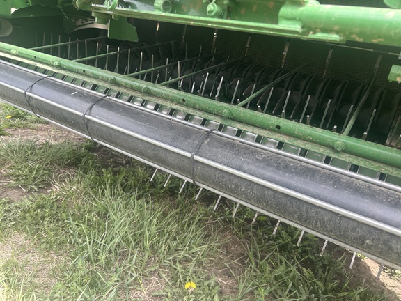 Used 2025 John Deere 561M Round Balers at Horizon Ag & Turf in Falher, AB - Photo5