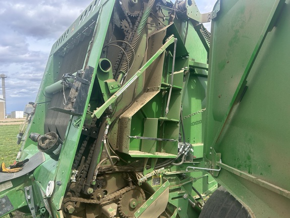Used 2025 John Deere 561M Round Balers at Horizon Ag & Turf in Falher, AB - Photo6