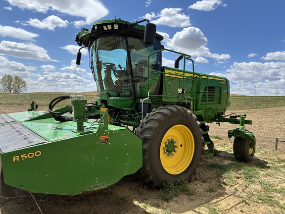 2024 John Deere W235R Used Equipment