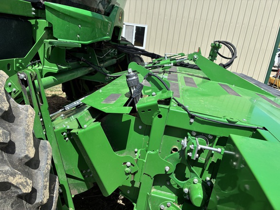2024 John Deere W235R (11th thumbnail)