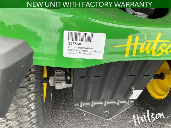Photo of 2025 John Deere S240
