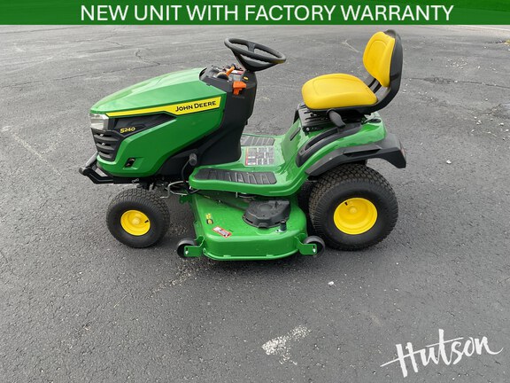 Photo of 2025 John Deere S240