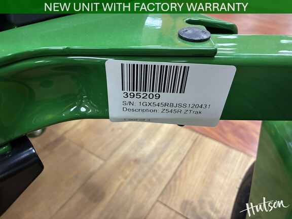 Photo of 2025 John Deere Z545R