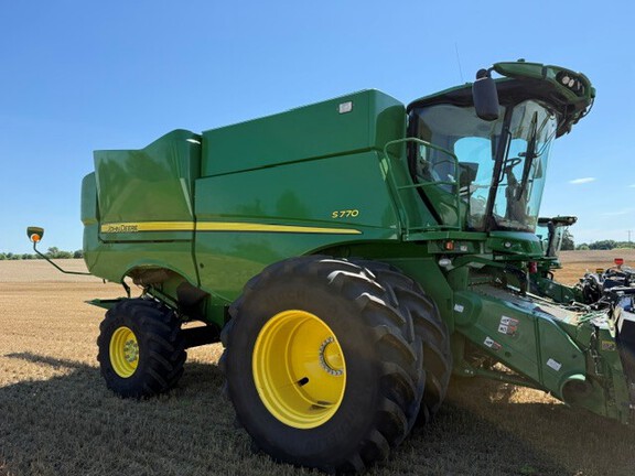 Photo of 2023 John Deere S770