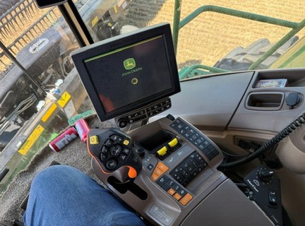 Photo of 2023 John Deere S770