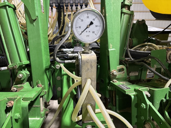Used 2005 John Deere 1760 Planters: Drawn at Koenig Equipment in Anna, OH - Photo17