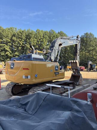 2023 John Deere 200G