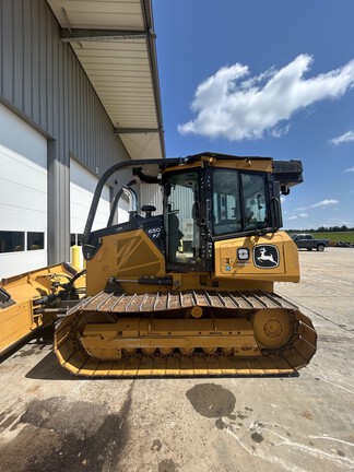 Photo of a 2024 John Deere 650 P