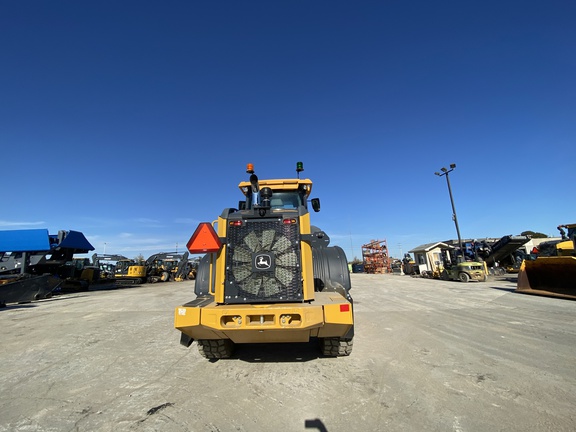 2024 John Deere 624 P