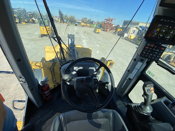 2024 John Deere 624 P