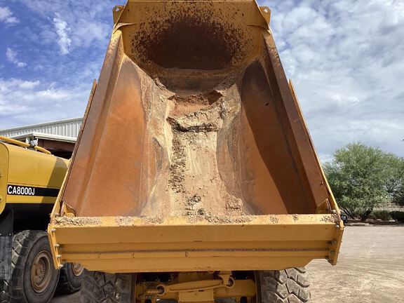 2023 John Deere 410P BED
