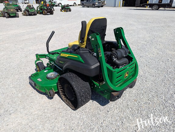 Photo of 2025 John Deere Z960M