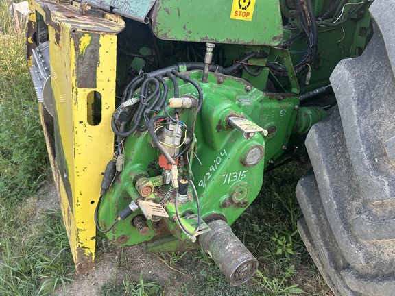 Photo of 1994 John Deere 6810