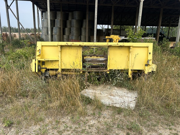 Photo of 1994 John Deere 6810