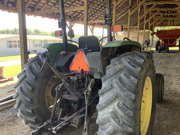 Photo of 1999 John Deere 5510