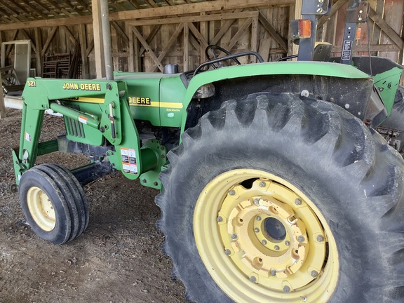 Photo of 1999 John Deere 5510
