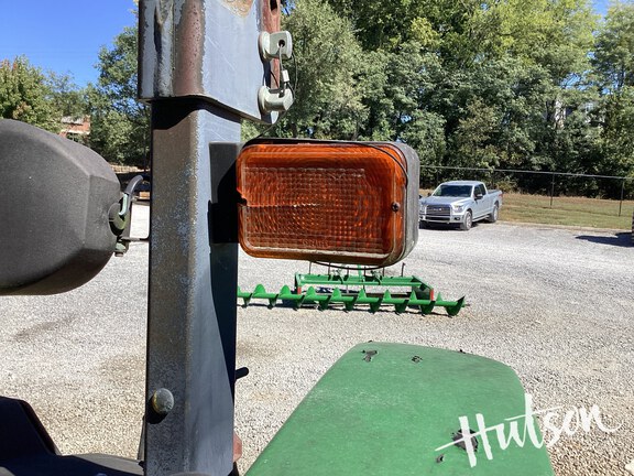 Photo of 1999 John Deere 5510