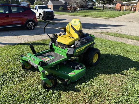 Used 2023 John Deere Z330R Zero Turn Mowers at Koenig Equipment in Lebanon, OH - Photo3
