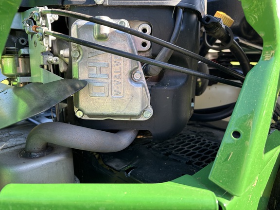 Used 2023 John Deere Z330R Zero Turn Mowers at Koenig Equipment in Lebanon, OH - Photo11