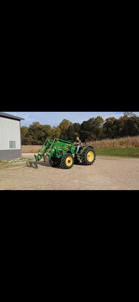 Photo of 2003 John Deere 5520