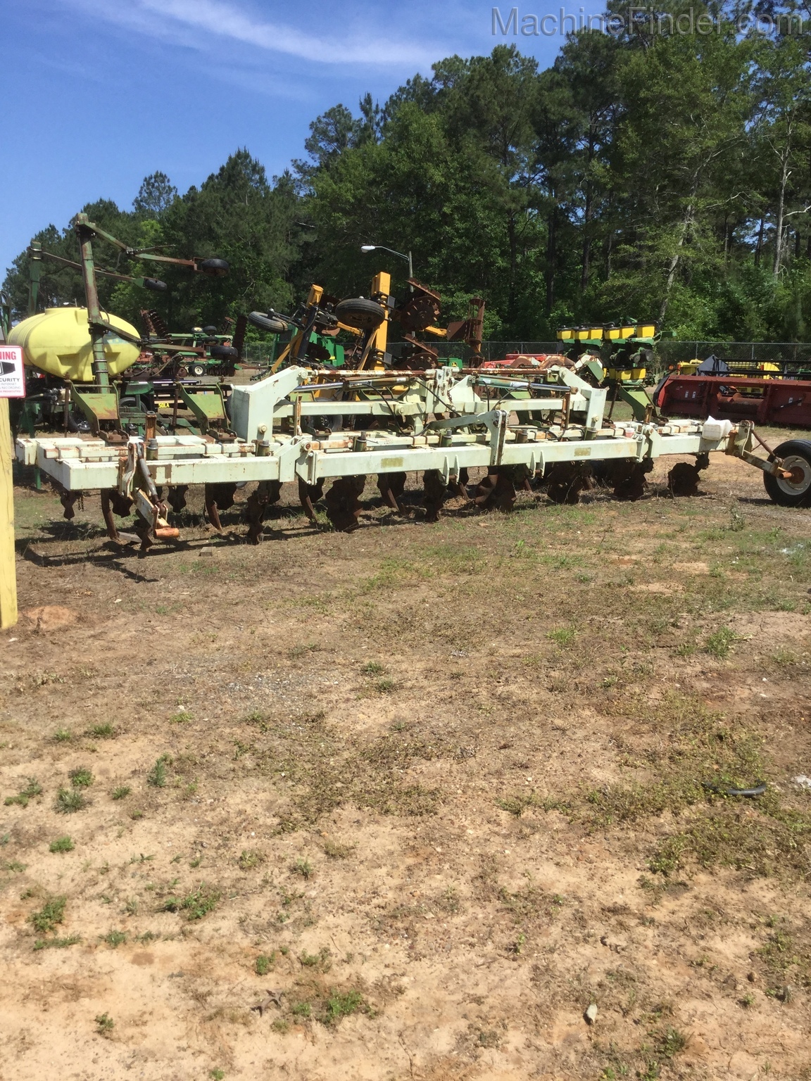 2000 KMC 8 Row Ripstrip Image 1