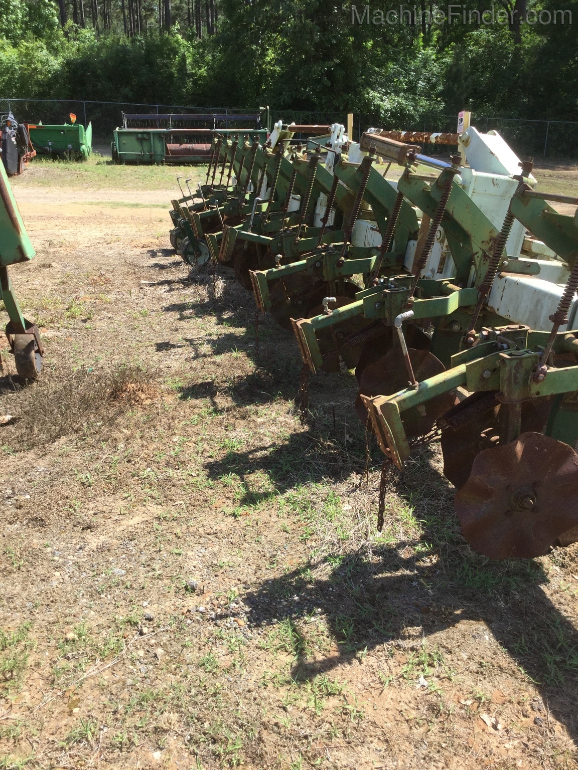 2000 KMC 8 Row Ripstrip Image 2