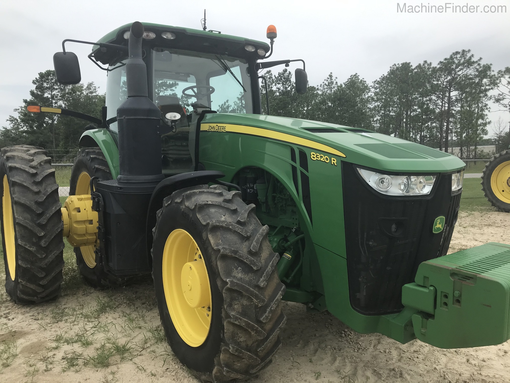 2017 John Deere 8320R Image 1