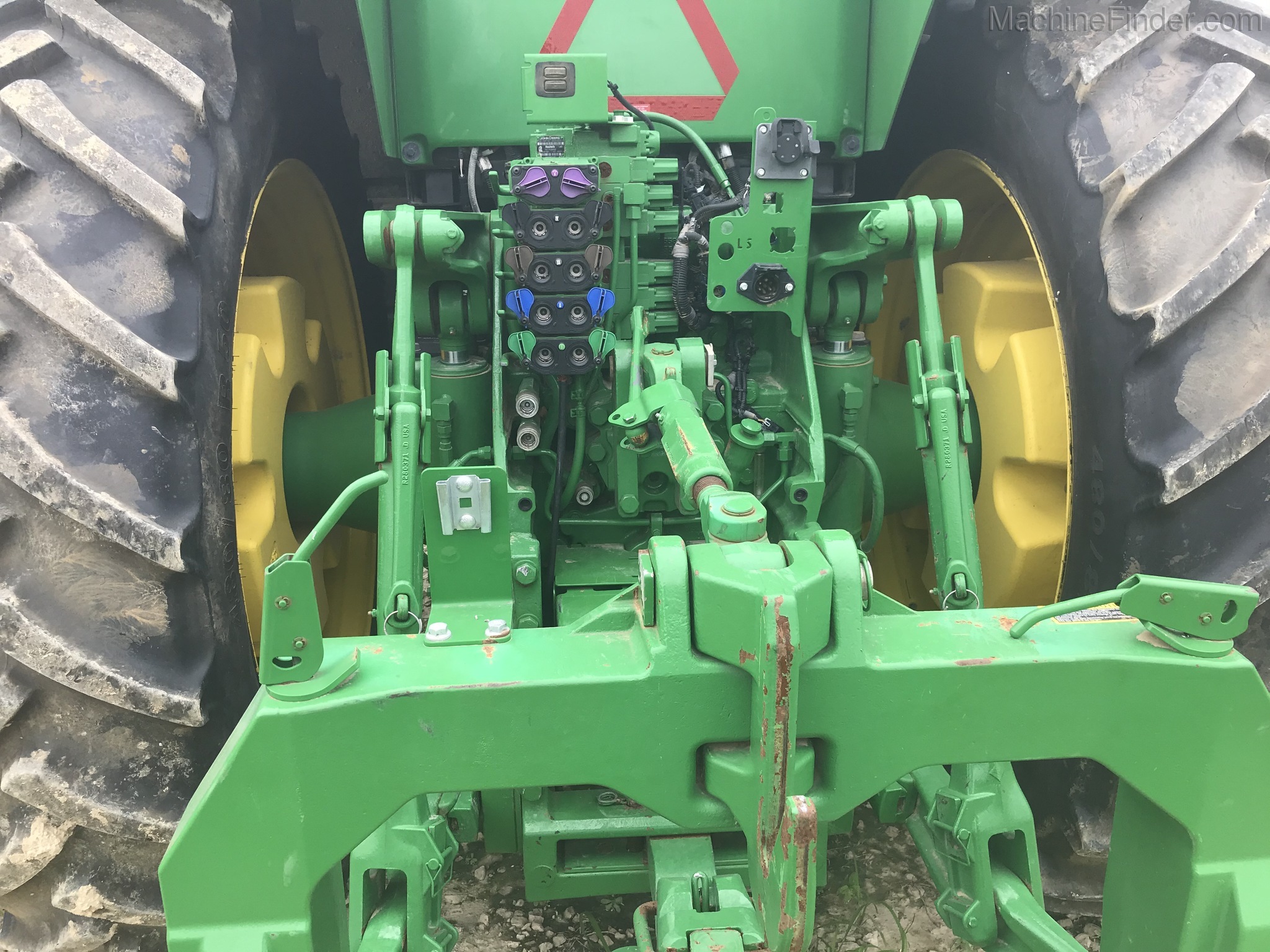 2017 John Deere 8320R Image 7