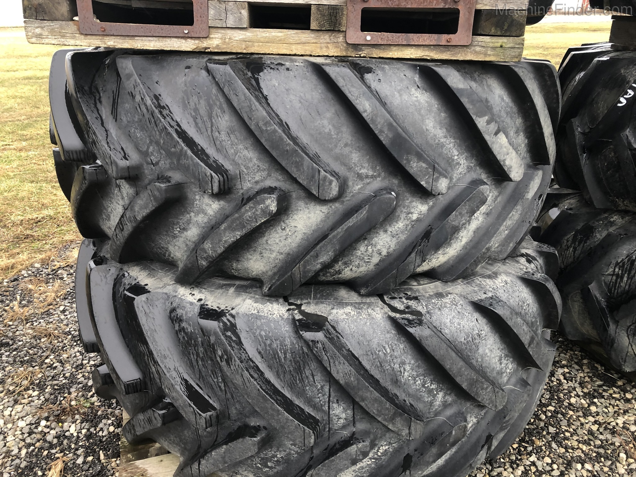 Michelin Rogator 650/65R-38 Image 4