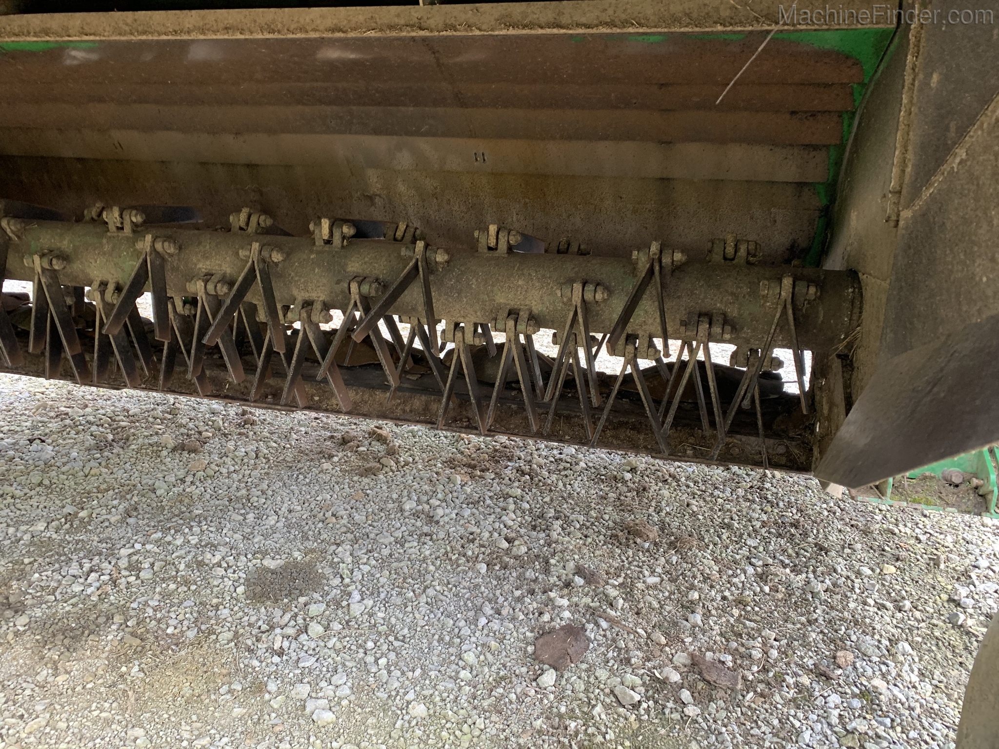 2004 John Deere 735 Image 9