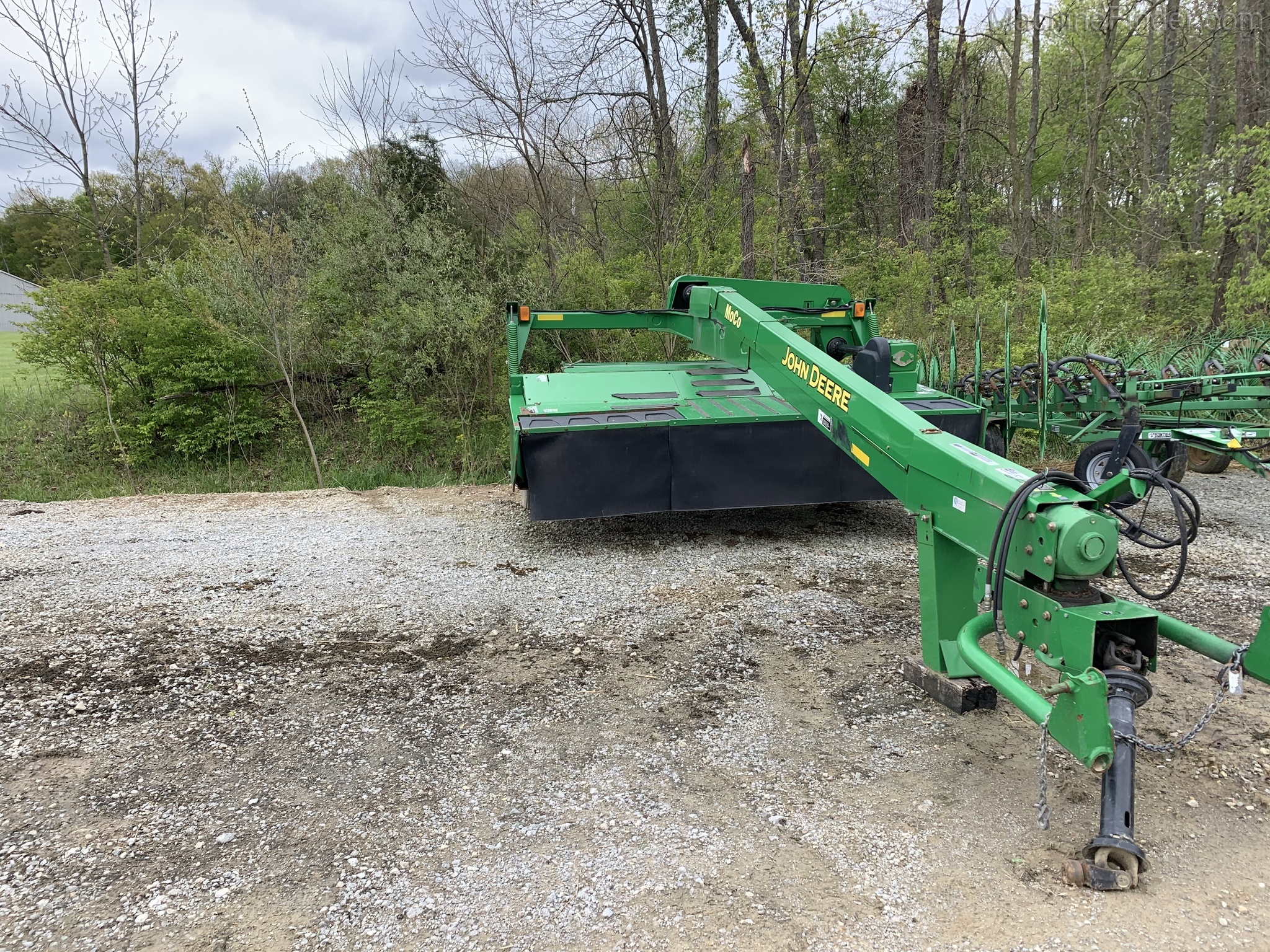 2004 John Deere 735 Image 3