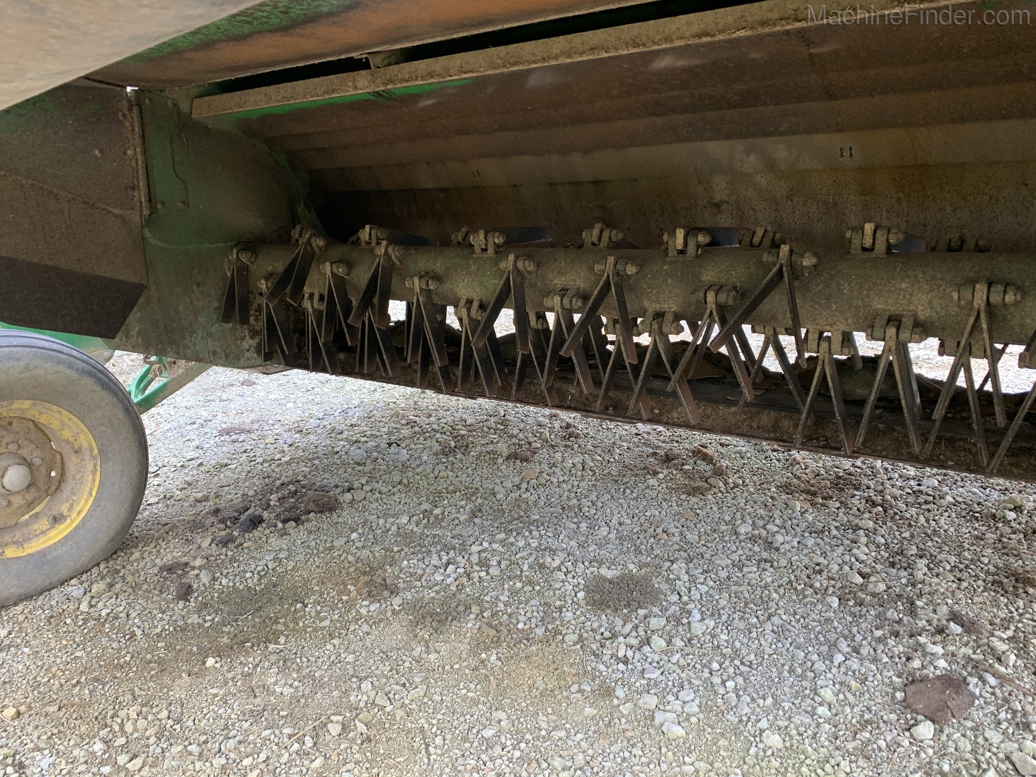 2004 John Deere 735 Image 10