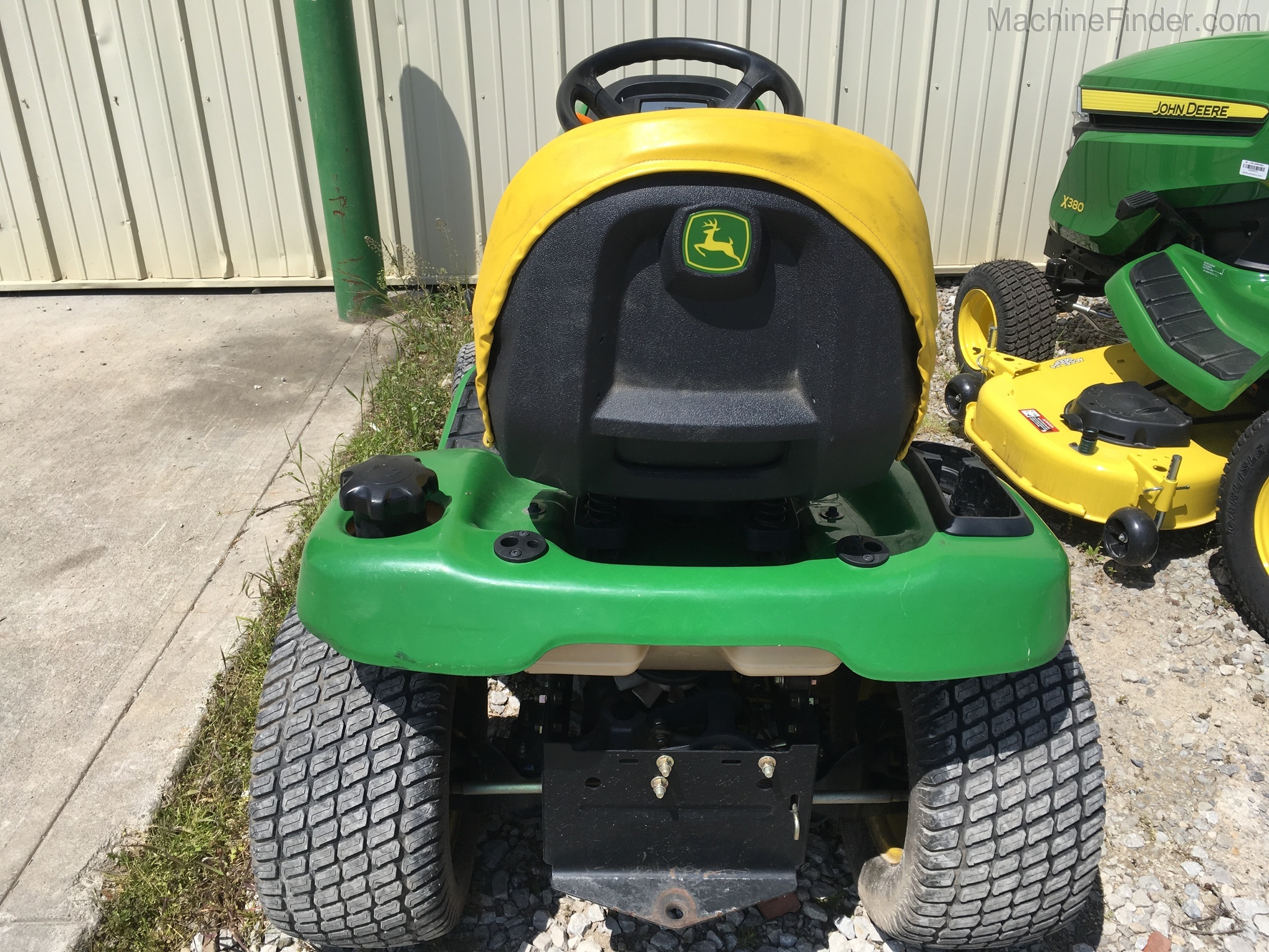 2008 John Deere X304 Image 4