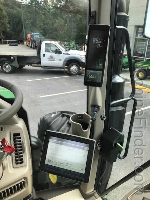 2020 John Deere 6110M Image 5