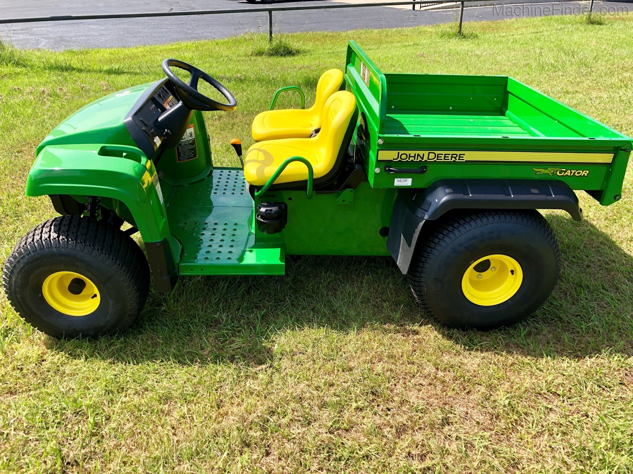 2020 John Deere TS Image 2