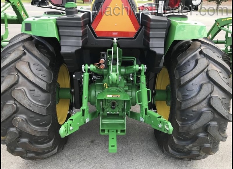 2020 John Deere 4066M HD Image 2