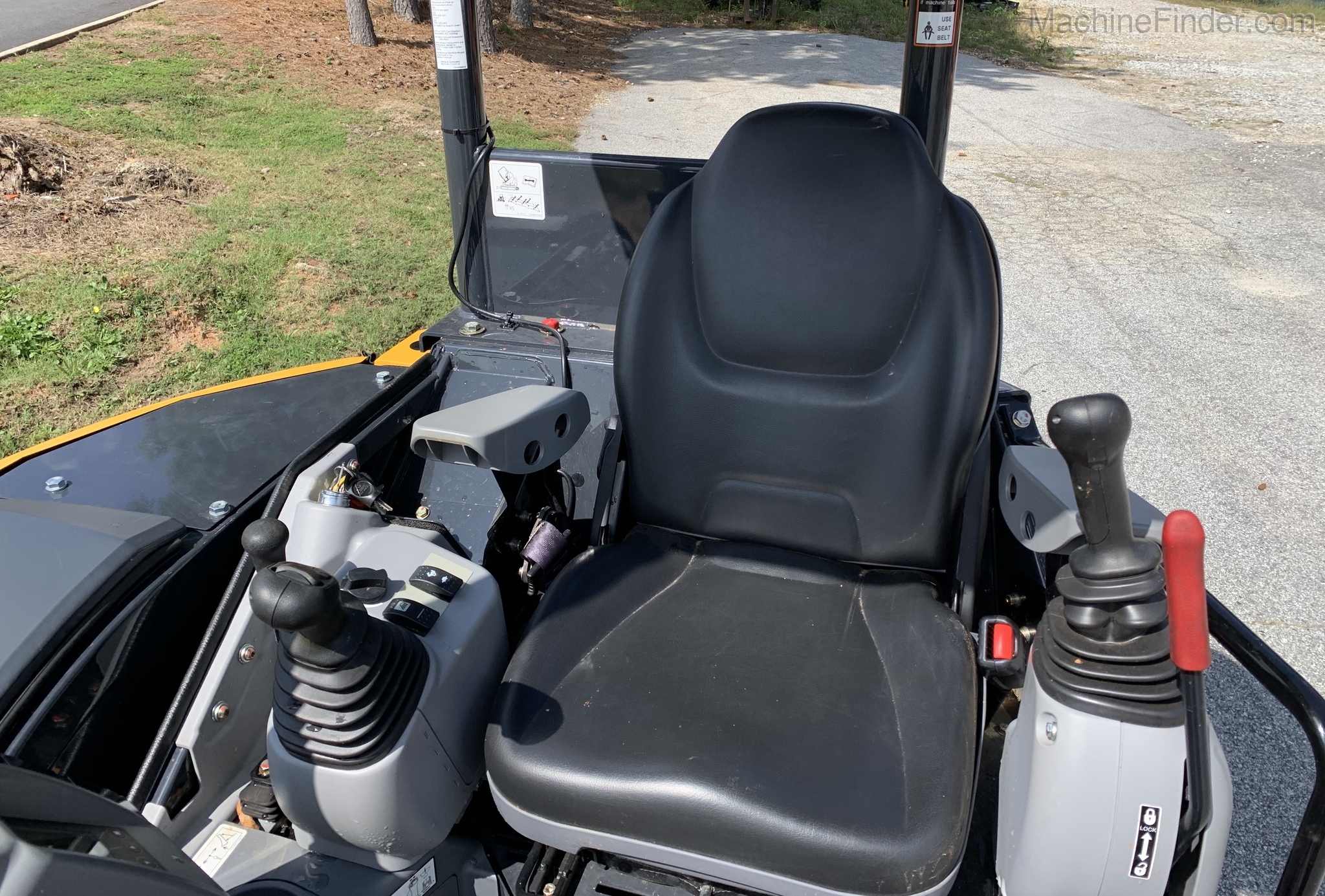 2020 John Deere 35G Image 7