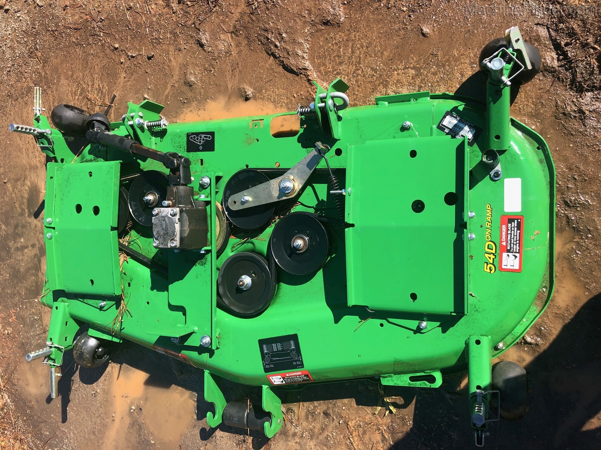 2014 John Deere 54D Mid Mower Image 1