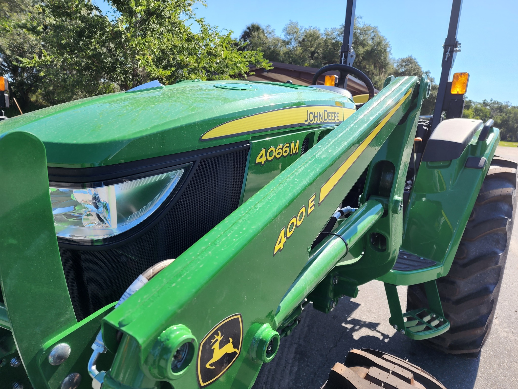 2023 John Deere 4066M Image 2