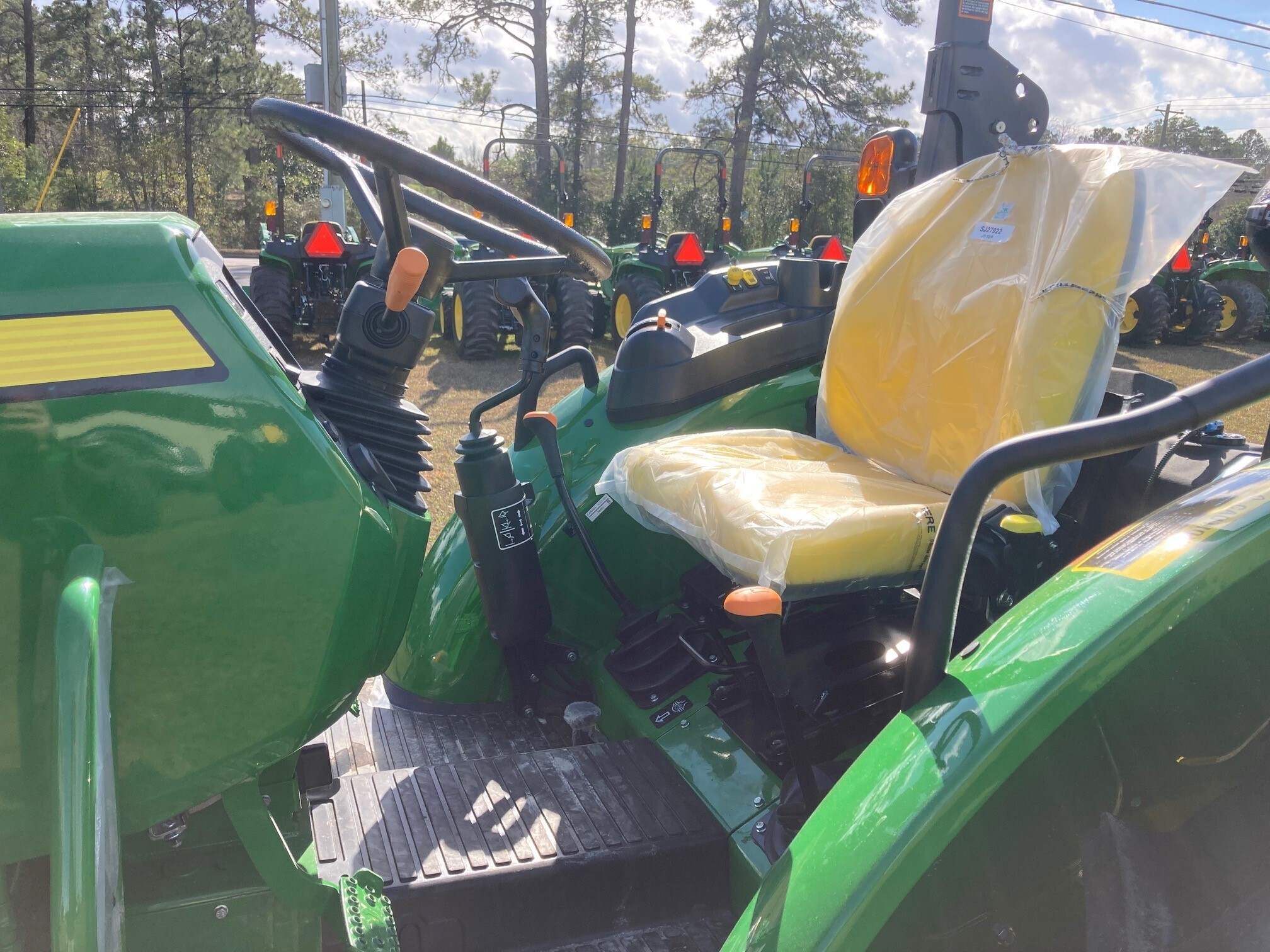 2024 John Deere 5060E Image 2
