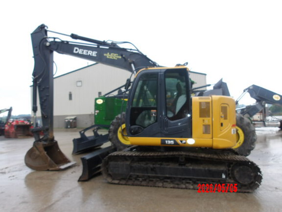 Photo of a 2023 John Deere 135P