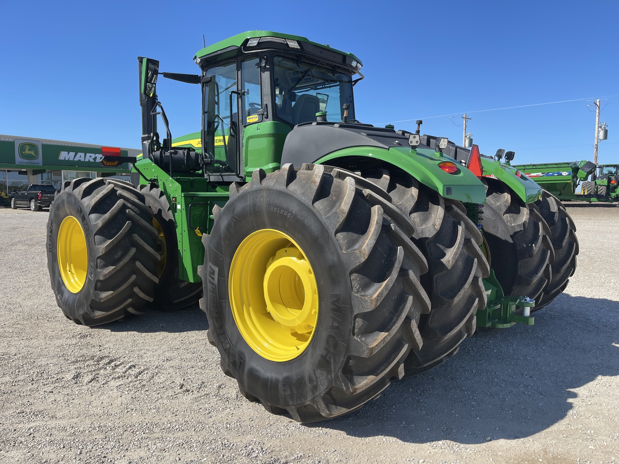  2023 John Deere 9R 490 at Heritage Tractor in Brimfield, IL