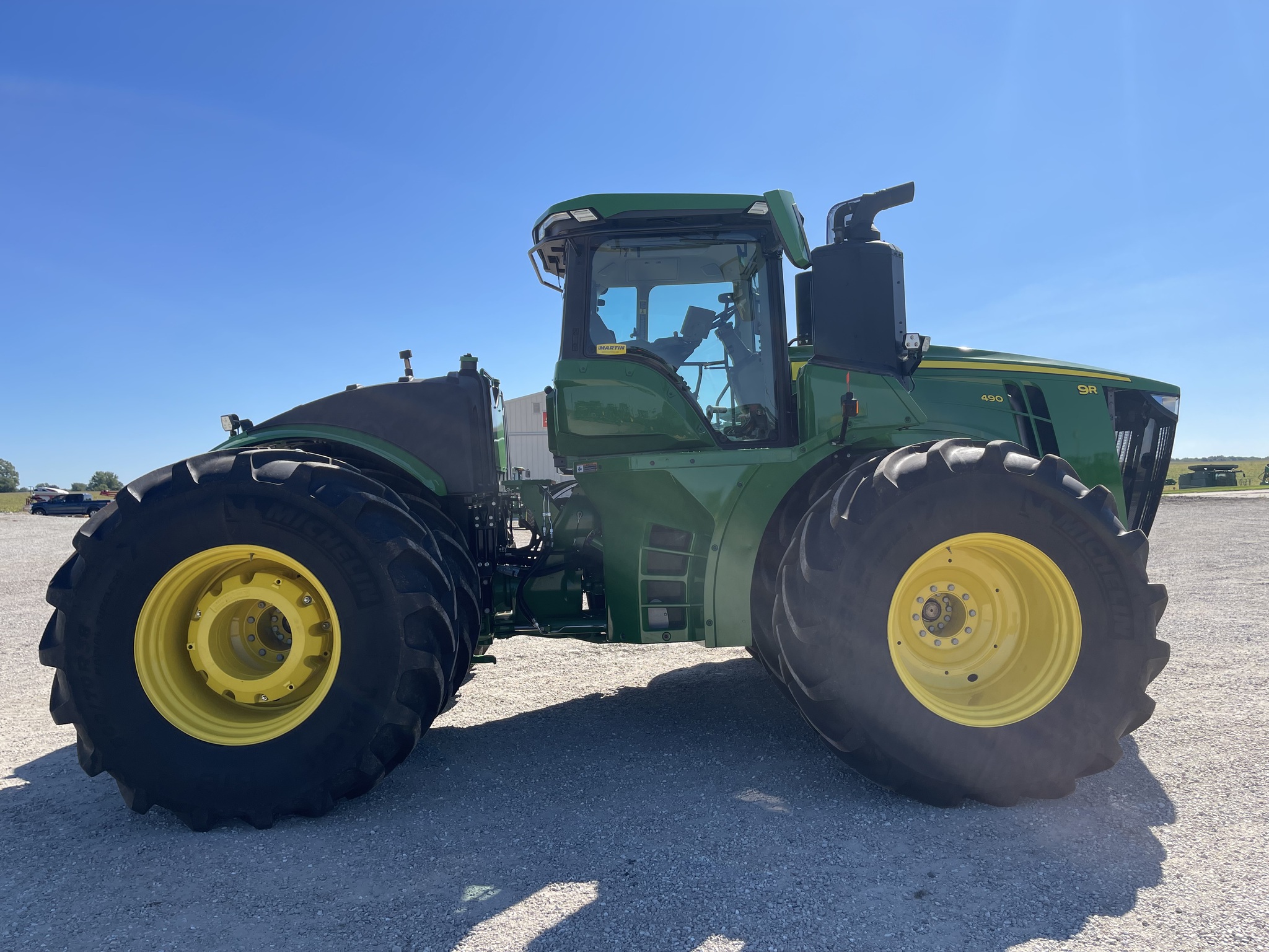  2023 John Deere 9R 490 at Heritage Tractor in Brimfield, IL