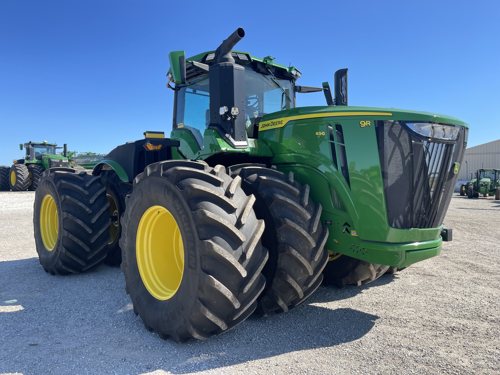  2023 John Deere 9R 490 at Heritage Tractor in Brimfield, IL